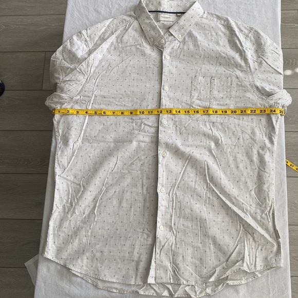 7 Diamonds Long Sleeve Button Down - Picture 3 of 5